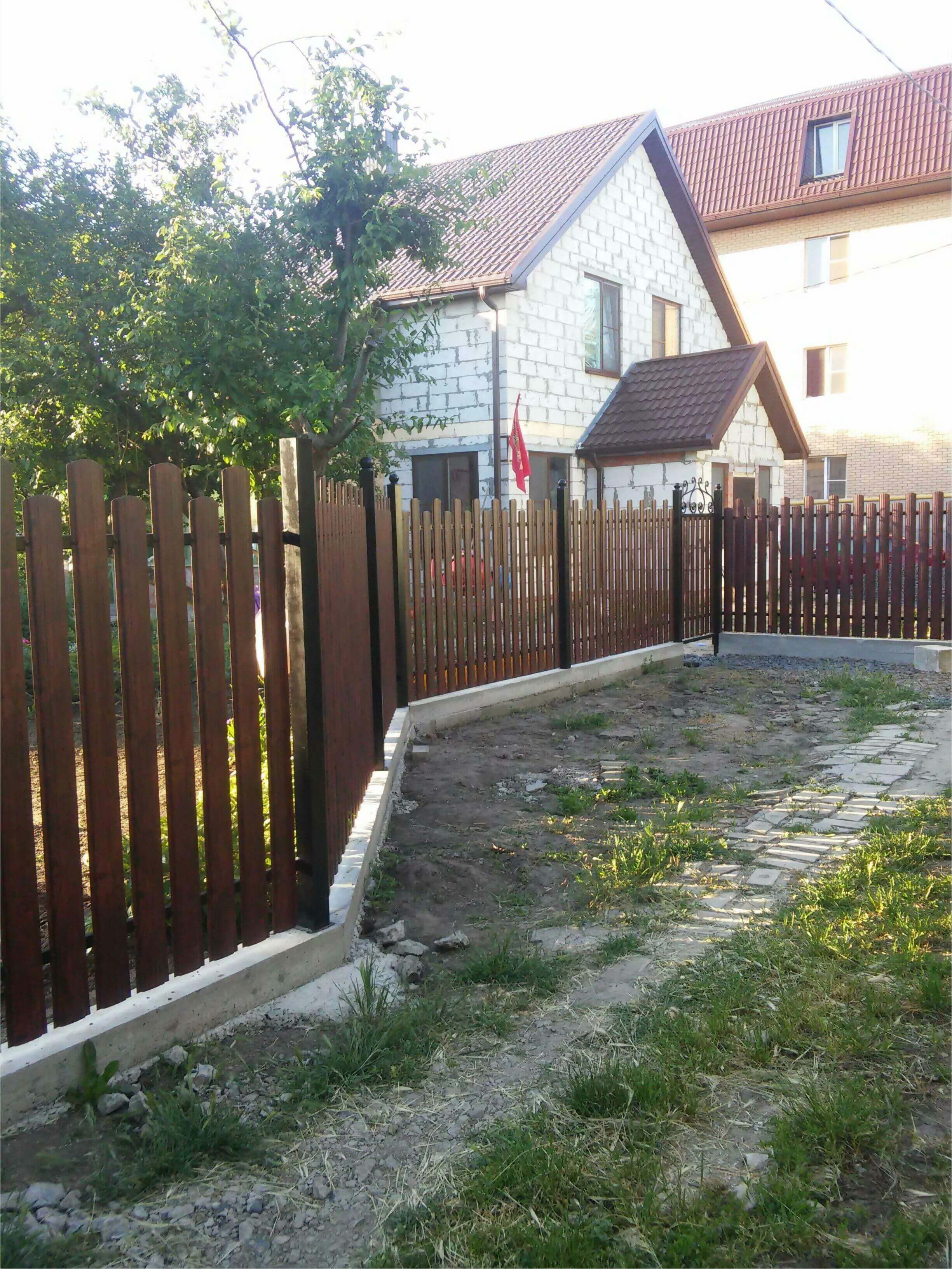Забор из штакетника 90м фото4 в Усть-Катаве