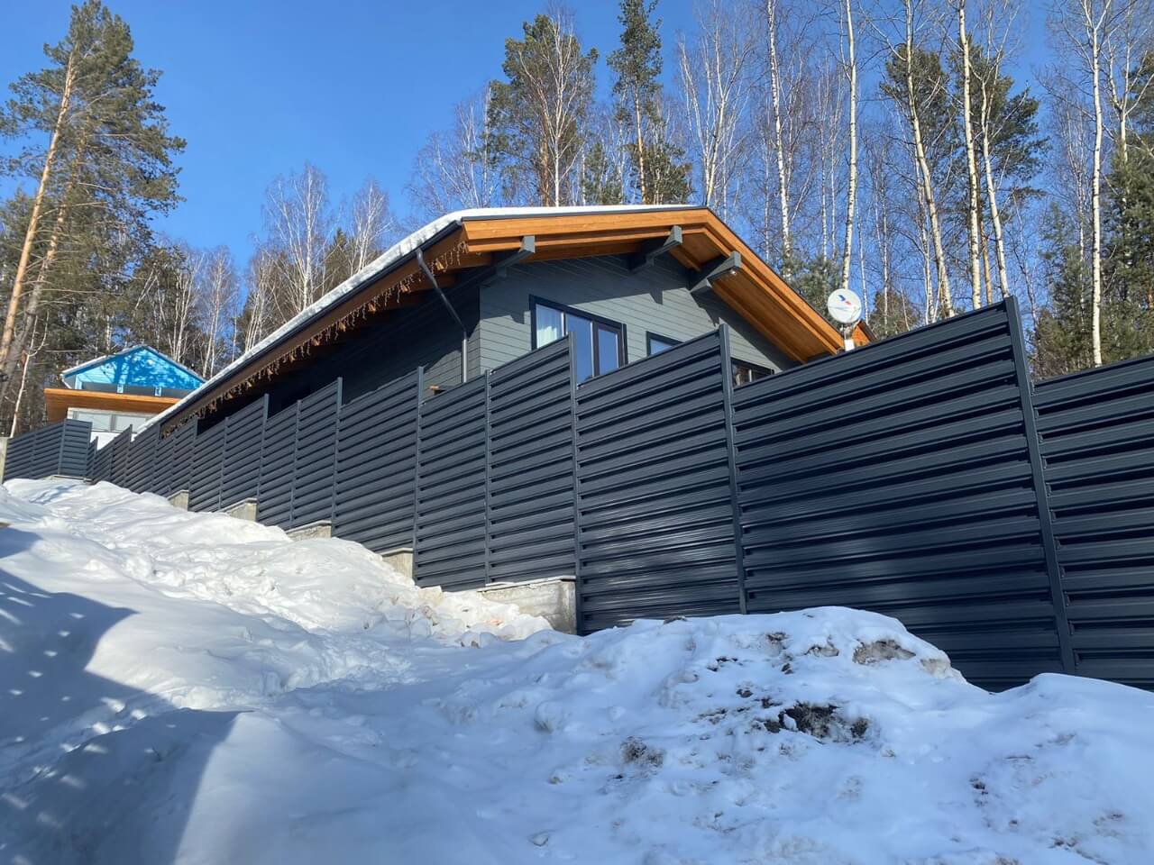 забор из штакетника 130м ral7024/7024 серый графит фото6 в Усть-Катаве