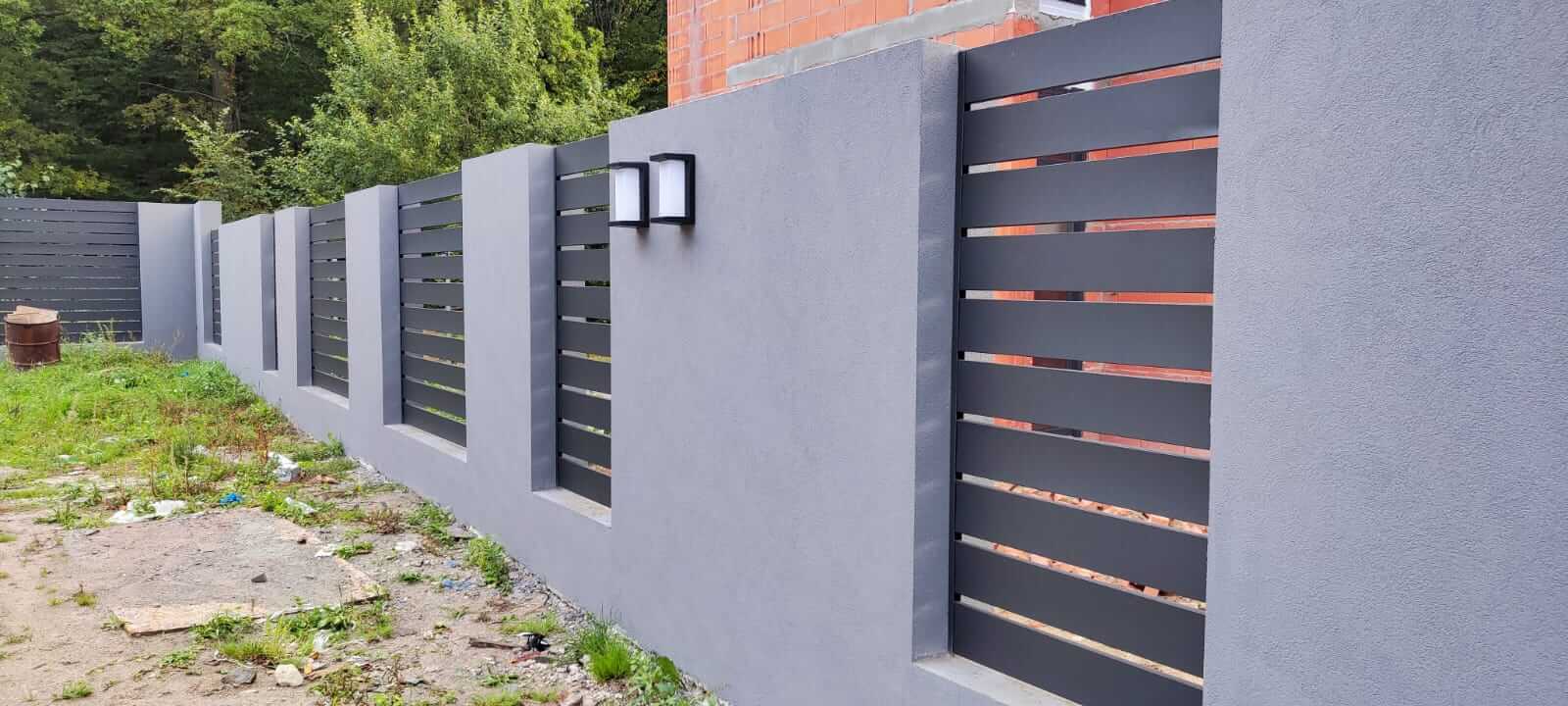 забор из металлопланкена RAL7024 Серый Графит МАТТЕ фото6 в Усть-Катаве