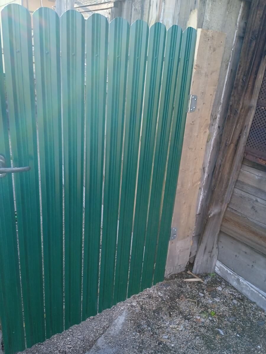 Калитка из штакетника ЭКО-М RAL6005/6005 Зеленый Мох двусторонний фото 1 в Усть-Катаве