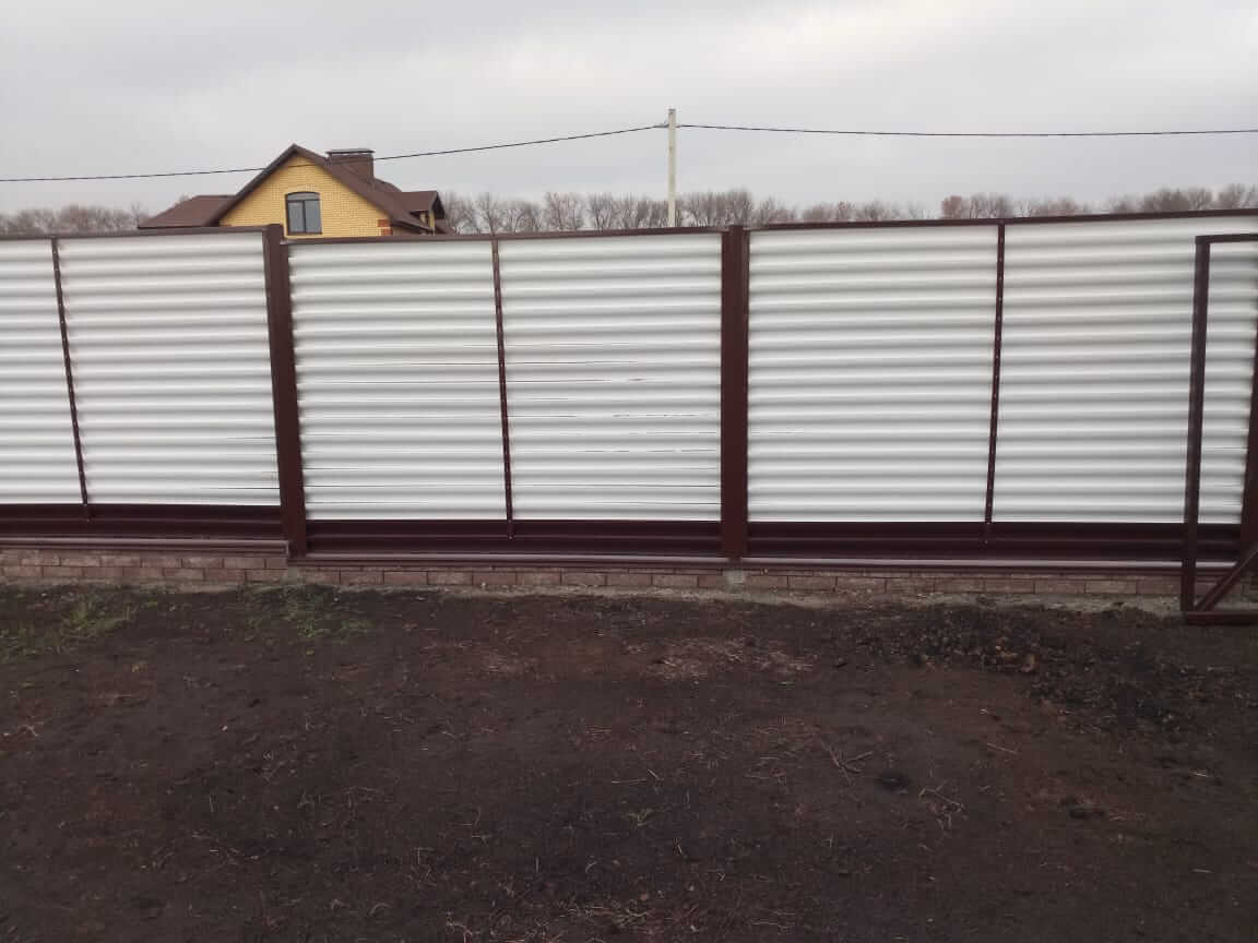 Забор-жалюзи 22м RAL9003/9003 Белый двусторонний фото 1 в Усть-Катаве