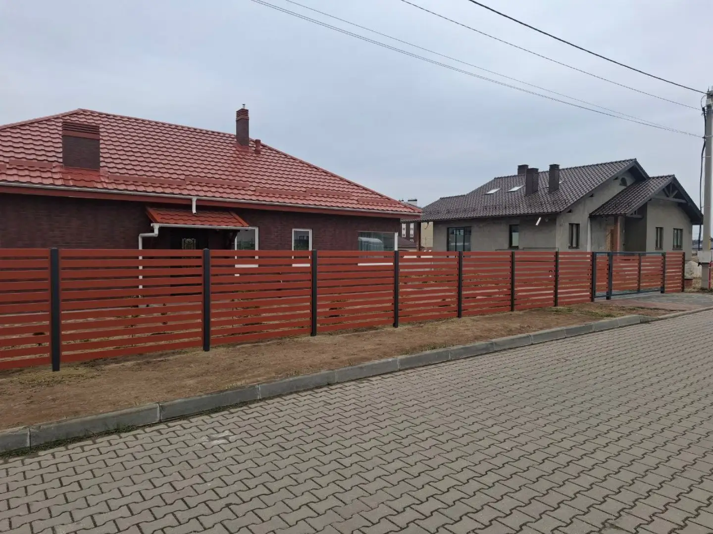 Забор-ранчо из металлопланкена 18м RAL8004 Терракотовый фото 1 в Усть-Катаве